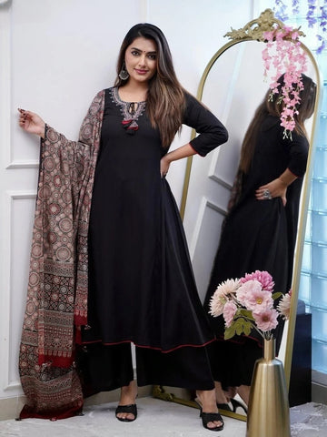 Black Color Viscose Kurta Set For Women