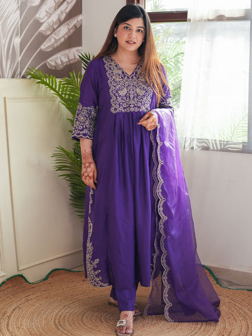 Elegant Purple Color Heavy Viscose Chanderi Kurta Set With Organza Dupatta For Women