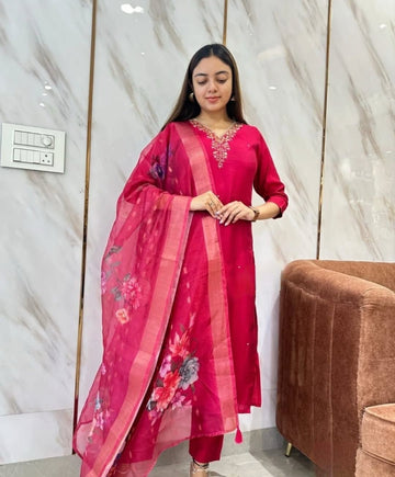 Viscose Chanderi Kurta Set with Elegant Detailing