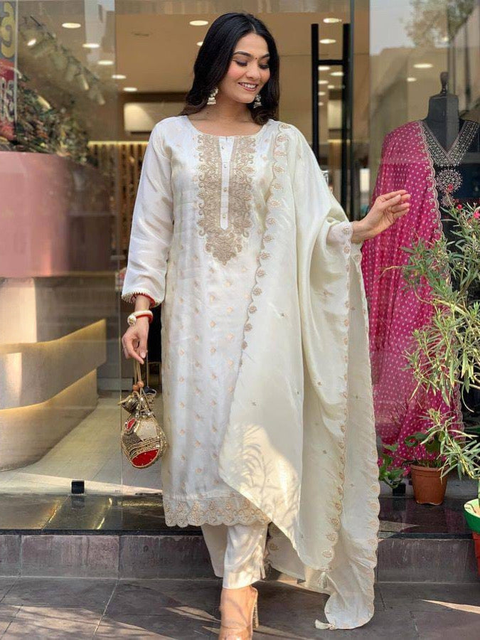 New Collection Heavy Viscose Jacquard Embroidered Kurta Set For Women