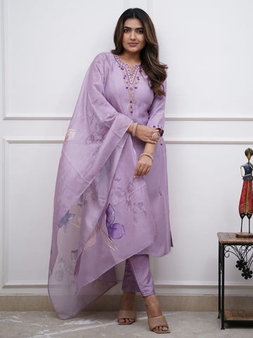 Pulmp Soft Reyon Slub Embroidered Kurta Set with Chanderi Cotton Dupatta – Women’s Ethnic Wear