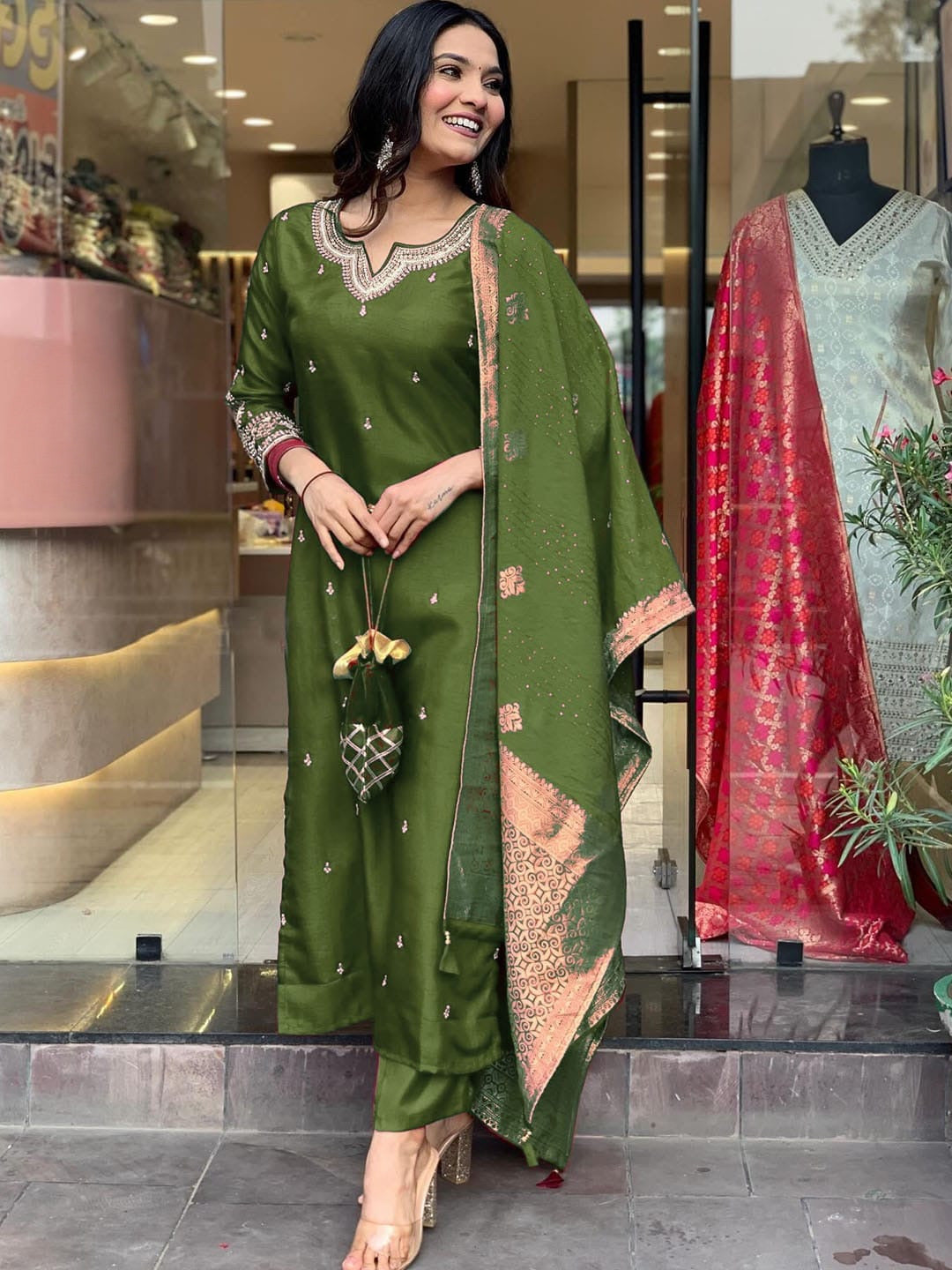 Green Roman Silk Embroidered Kurta Set with Jacquard Dupatta – Women's Ethnic Wear