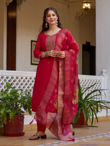 Elegant Chanderi Viscose Kurta Set with Tabby Organza Dupatta