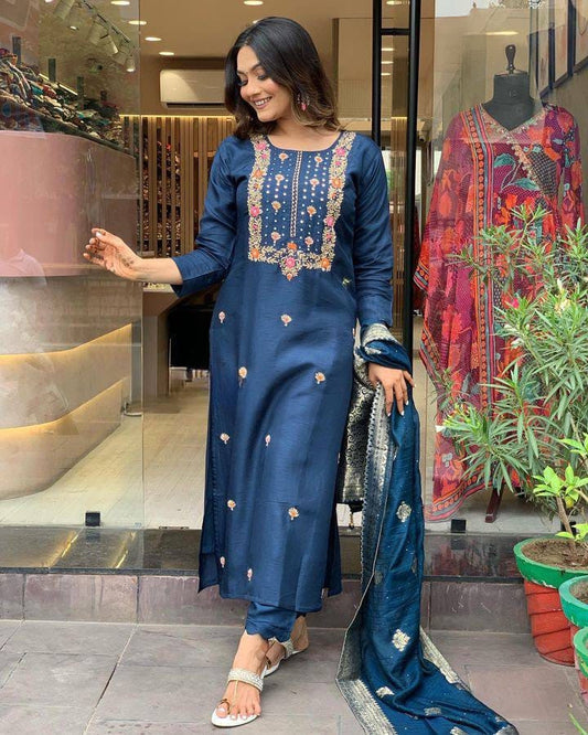 New Traditional Viscose Reyon Kurta Set For Women