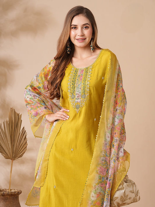 Women's Heavy Viscose Kurta Set with Chanderi Embroidery & Printed Organza Dupatta