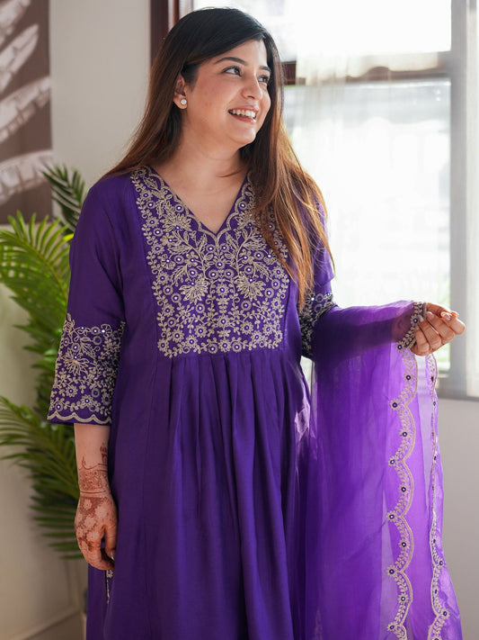 Elegant Purple Color Heavy Viscose Chanderi Kurta Set With Organza Dupatta For Women